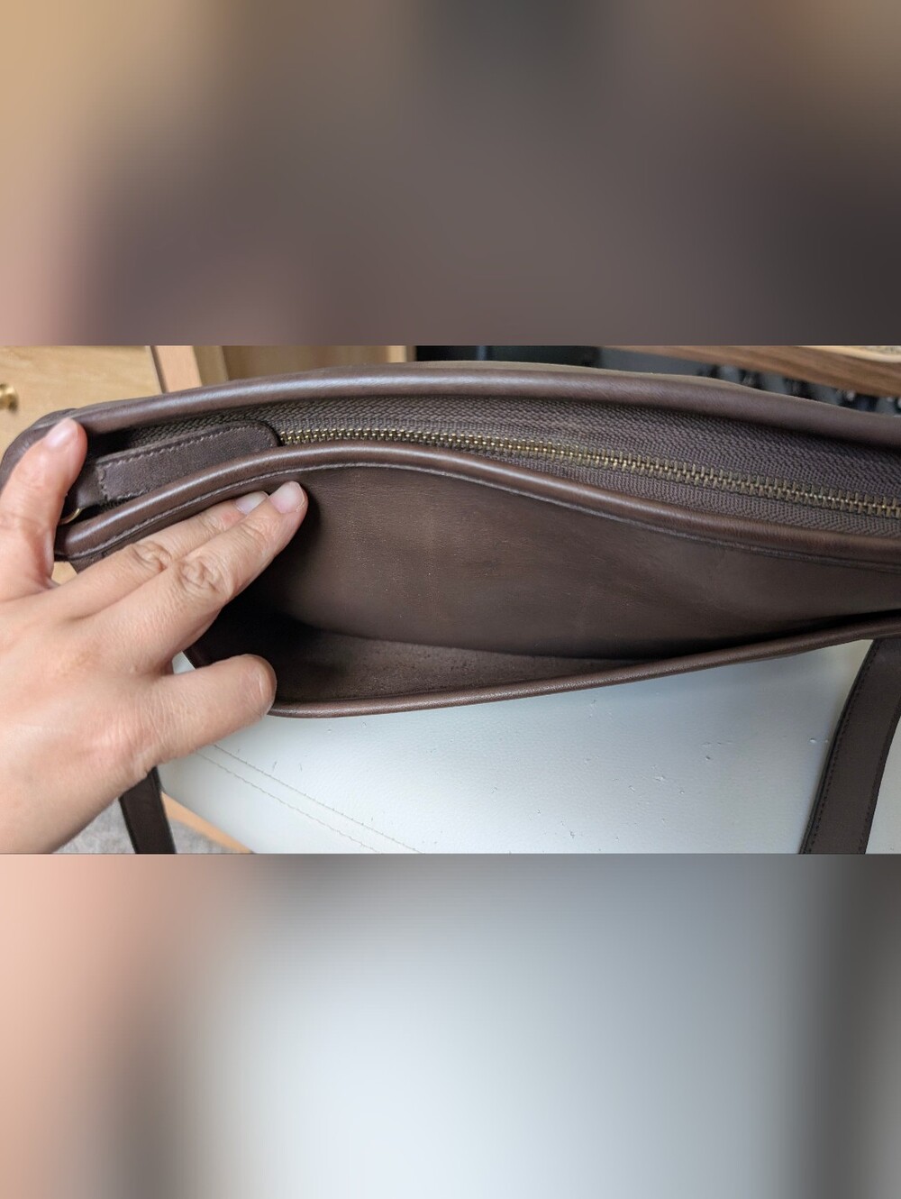 Vintage Coach Taylor Zip Leather Crossbody Bag H5C-9944, Brown, Made In USA - Picture 15 of 16